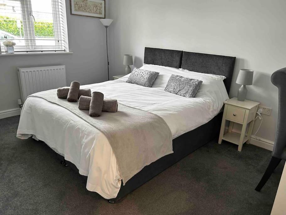 Hedgehog Cottage Bury St. Edmunds ภายนอก รูปภาพ